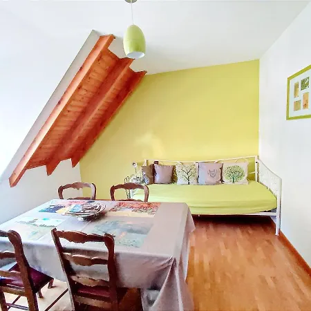 Holiday home Janea In Vineyard Soft Green House *
